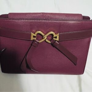 Toujours Medium Crossbody Cherry Wood